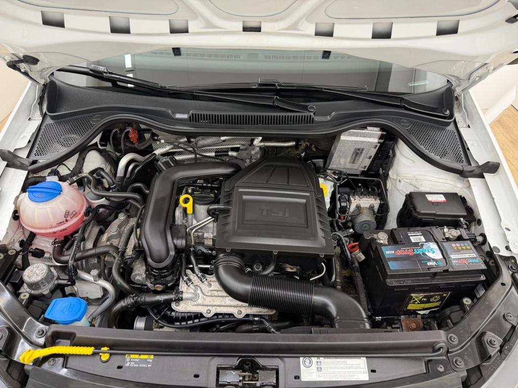 Volkswagen Polo occasion 1.0 bluemotion connected series | wit | tweedehand