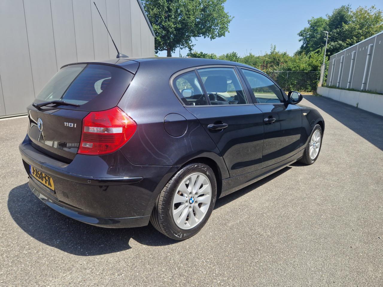 BMW 1-serie 118i EffDyn. Ed. Business Line Ultimate Edition