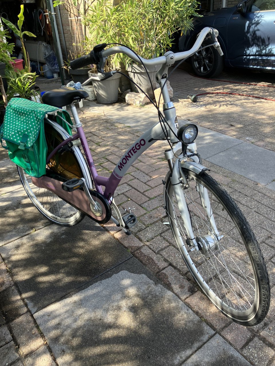 Zeer goede staat damesfiets voor €190