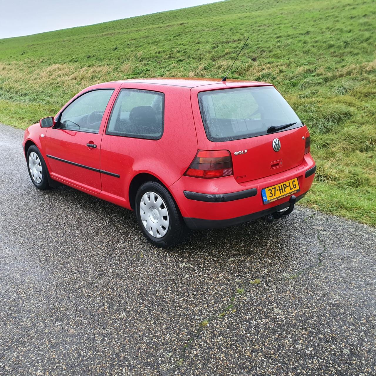 Volkswagen Golf 1.6-16v Verkocht