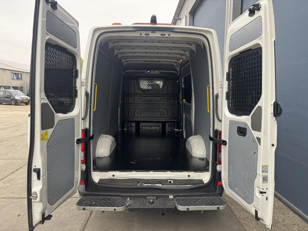 Volkswagen Crafter 35 2.0 tdi l3h3 el trendline airco / cruise controle / t