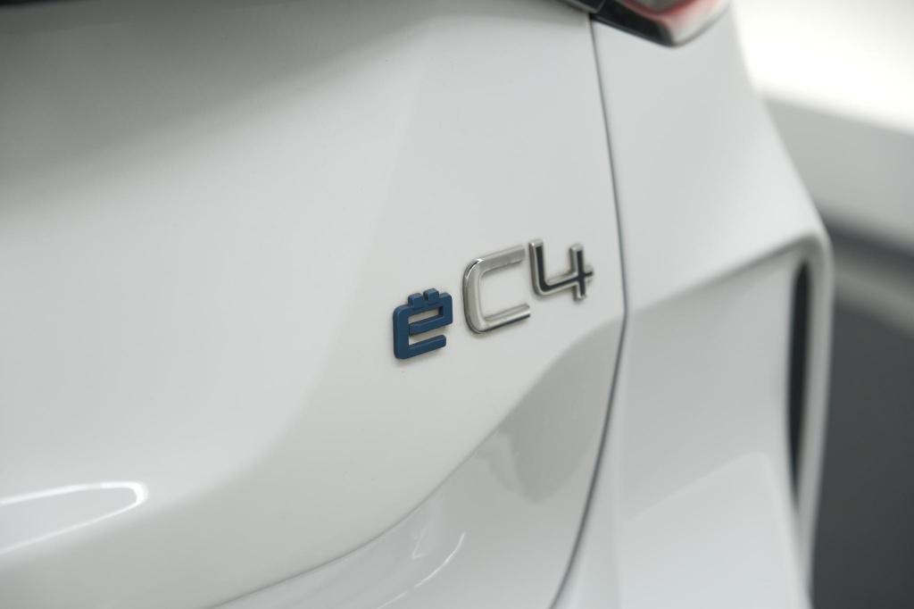 Citroen Ë-c4 live 50 kwh | 11 kw lader | 93,1% soh | apple carplay | parkee