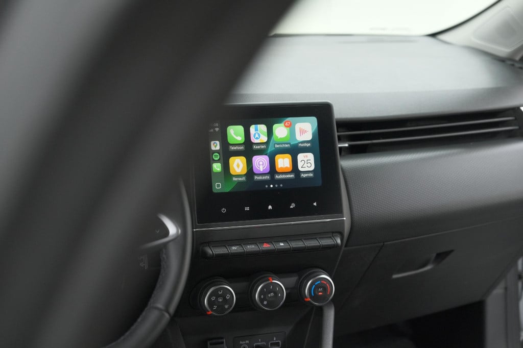 Renault Clio tce 90 zen | navigatie | elektrische ramen | apple carplay