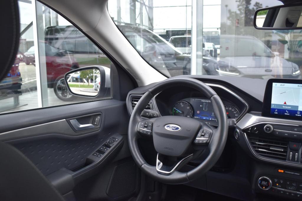 Ford Kuga 2.5 phev titanium x | climate control | adaptive cruise control |