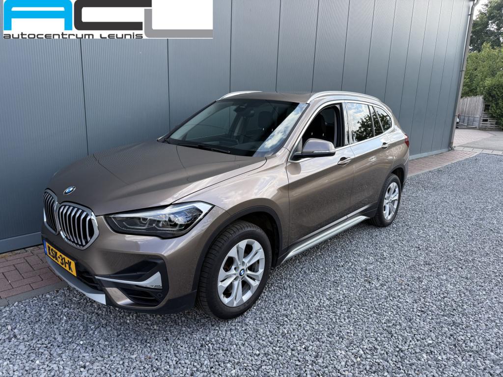 BMW X1 sdrive20i automaat high executive