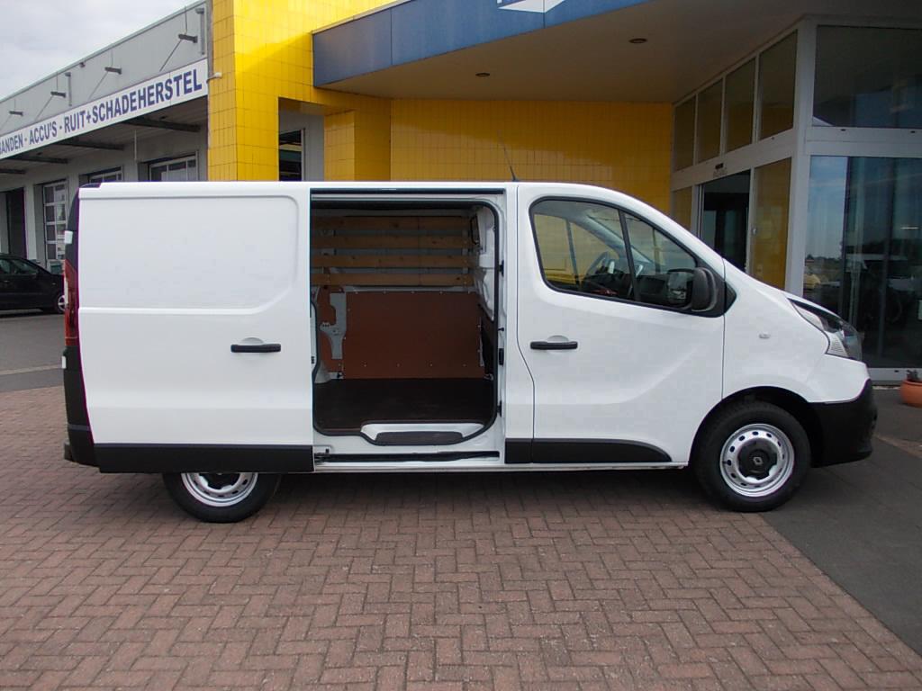Renault Trafic 1.6 dci airco, navigatie, 3-zits, cr.control