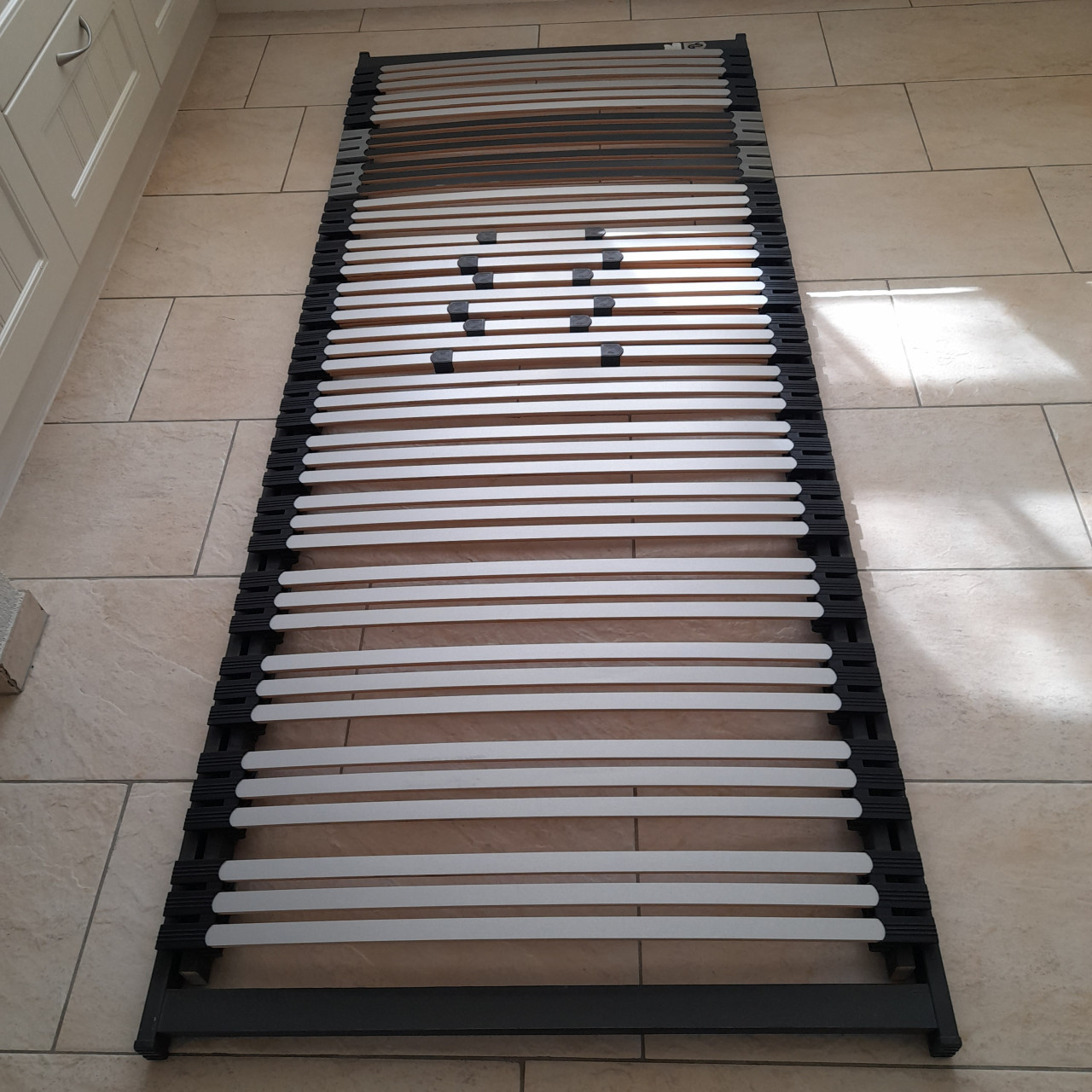 Stevige lattenbodem 90 x 220 (in goede staat )