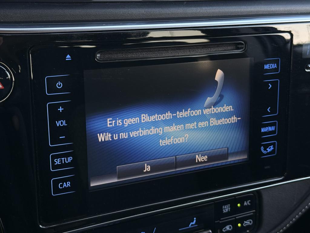 Toyota Auris 1.2 t | cruise | stoelverwarming | lane assist | bluetooth | n