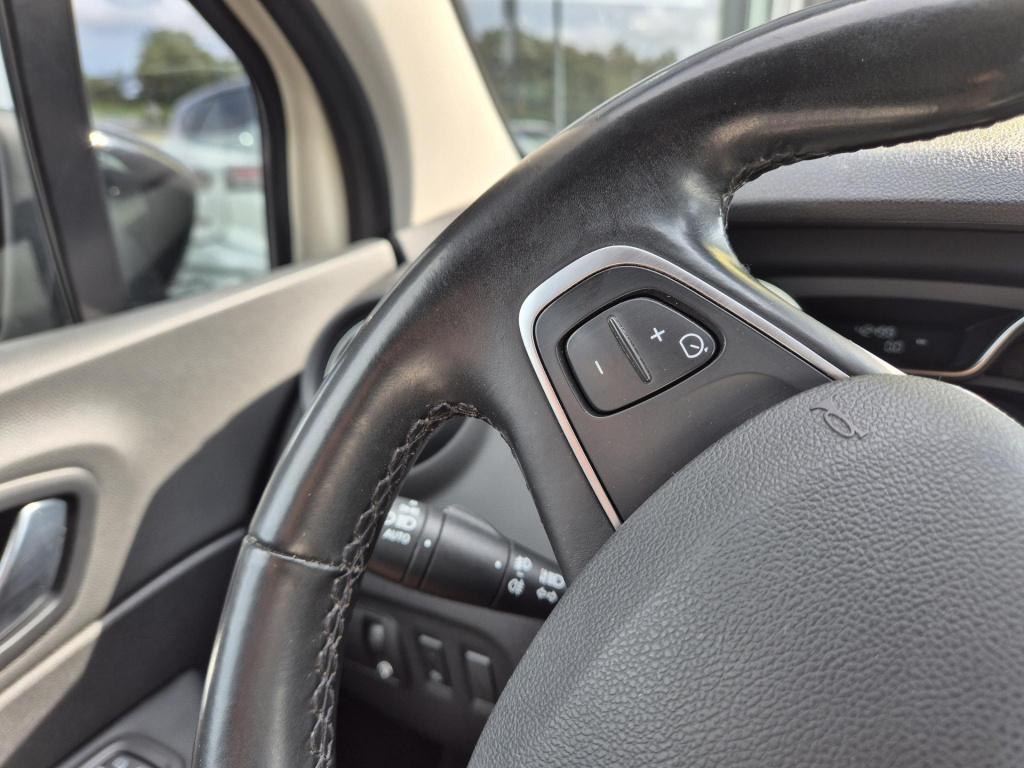 Renault Captur tce 90 intens parkeersensoren, navigatie, led verlichting, c