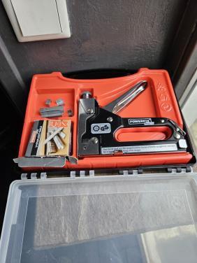 Zgan Powerfix Profi handnietpistoolset met met nietjes...