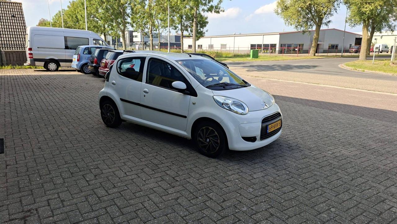 Citroen C1 1.0 12v Ambiance AUTOMAAT !! 5drs bj:2010 airco i.z.g.st
