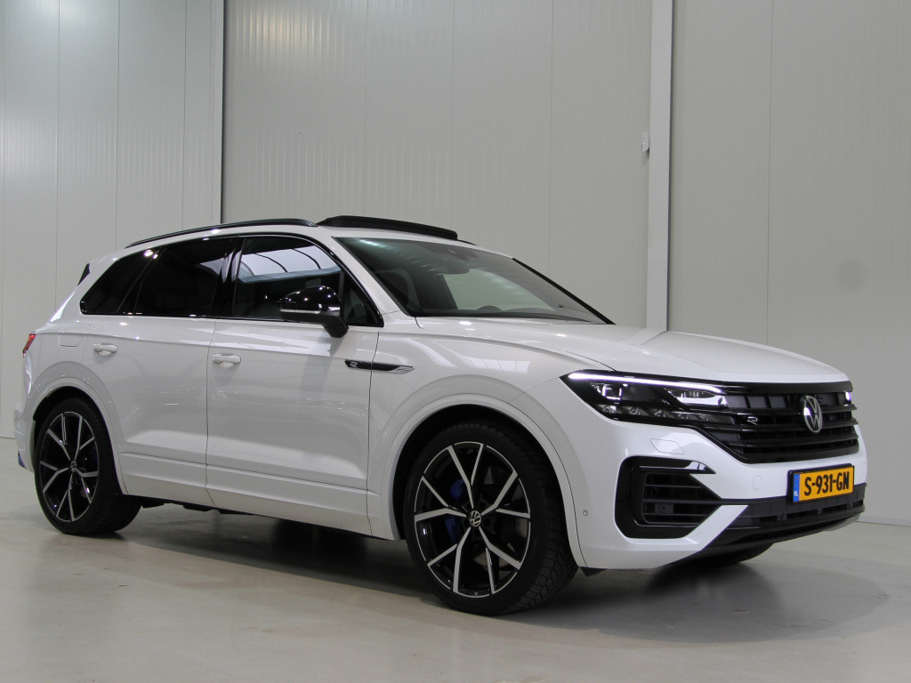 Volkswagen Touareg r 3.0 tsi ehybrid 462pk | full option | garantie 02-2026