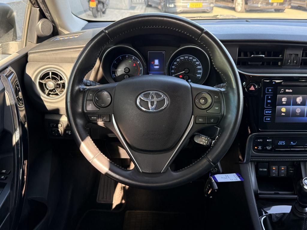 Toyota Auris 1.2 t | cruise | stoelverwarming | lane assist | bluetooth | n
