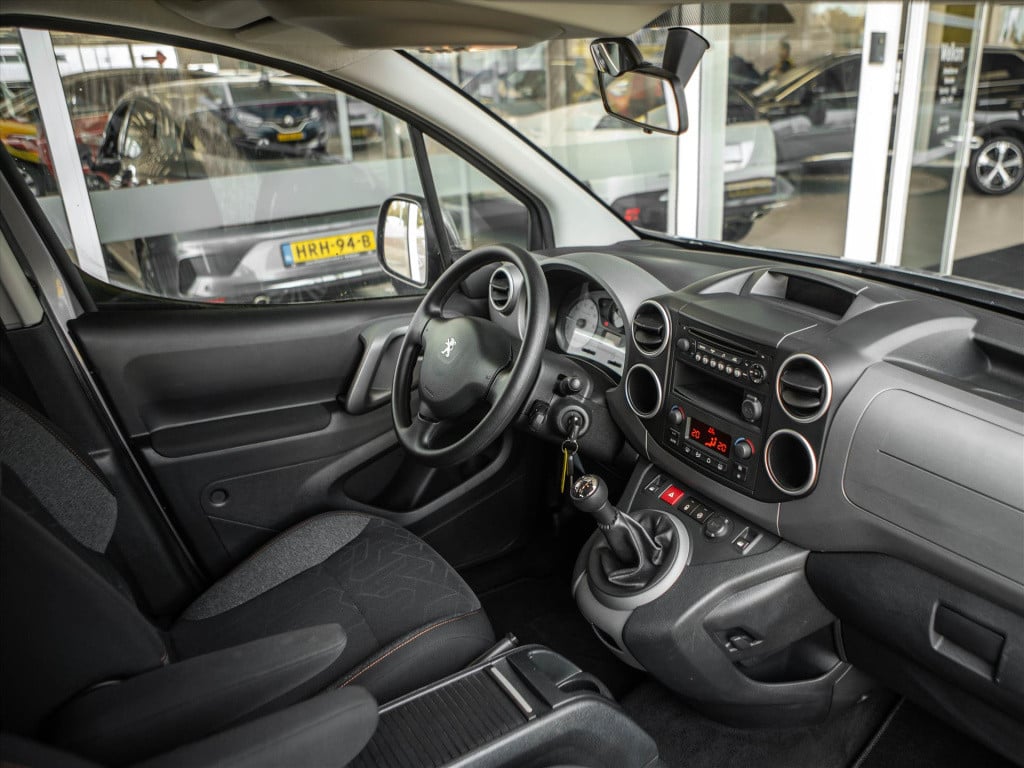 Peugeot Partner 1.2 puretech 110pk | airco | zonnepaneel | cruise control |