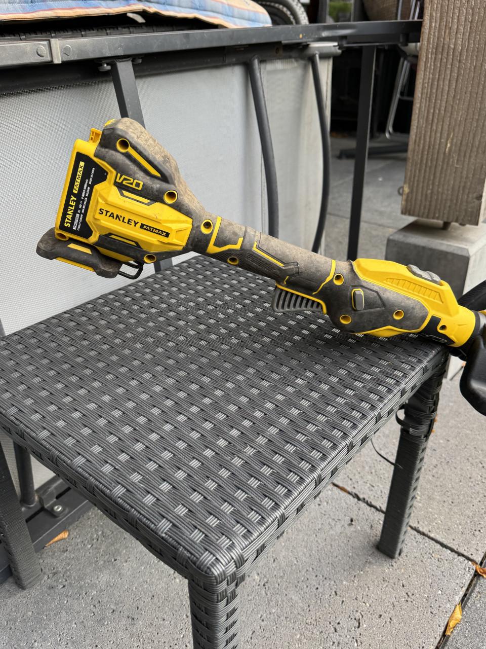 Stanley fatmax grastrimmer zonder accu en oplader