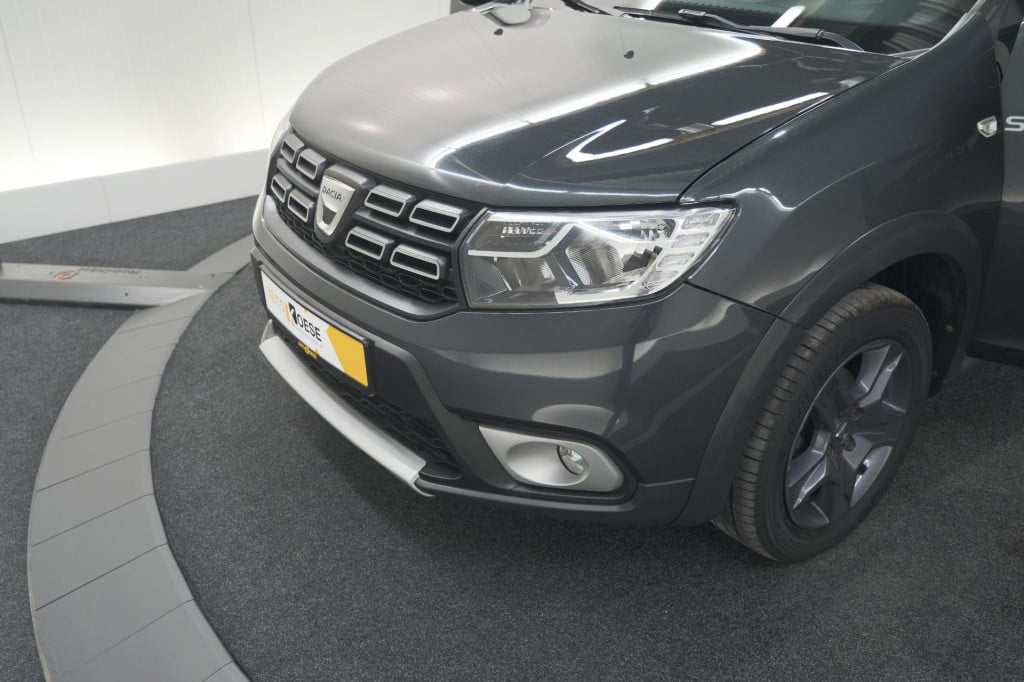 Dacia Sandero Stepway tce 90 sl | camera | navigatie | parkeersensoren | cr