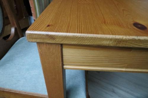 Grenen tafel