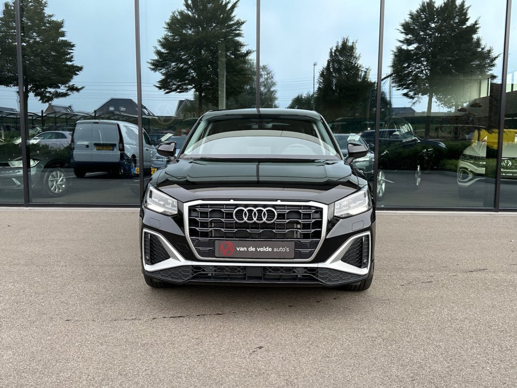 Audi Q2 35 tfsi 150pk s-tronic s-line | virtual cockpit | navigatie | extra