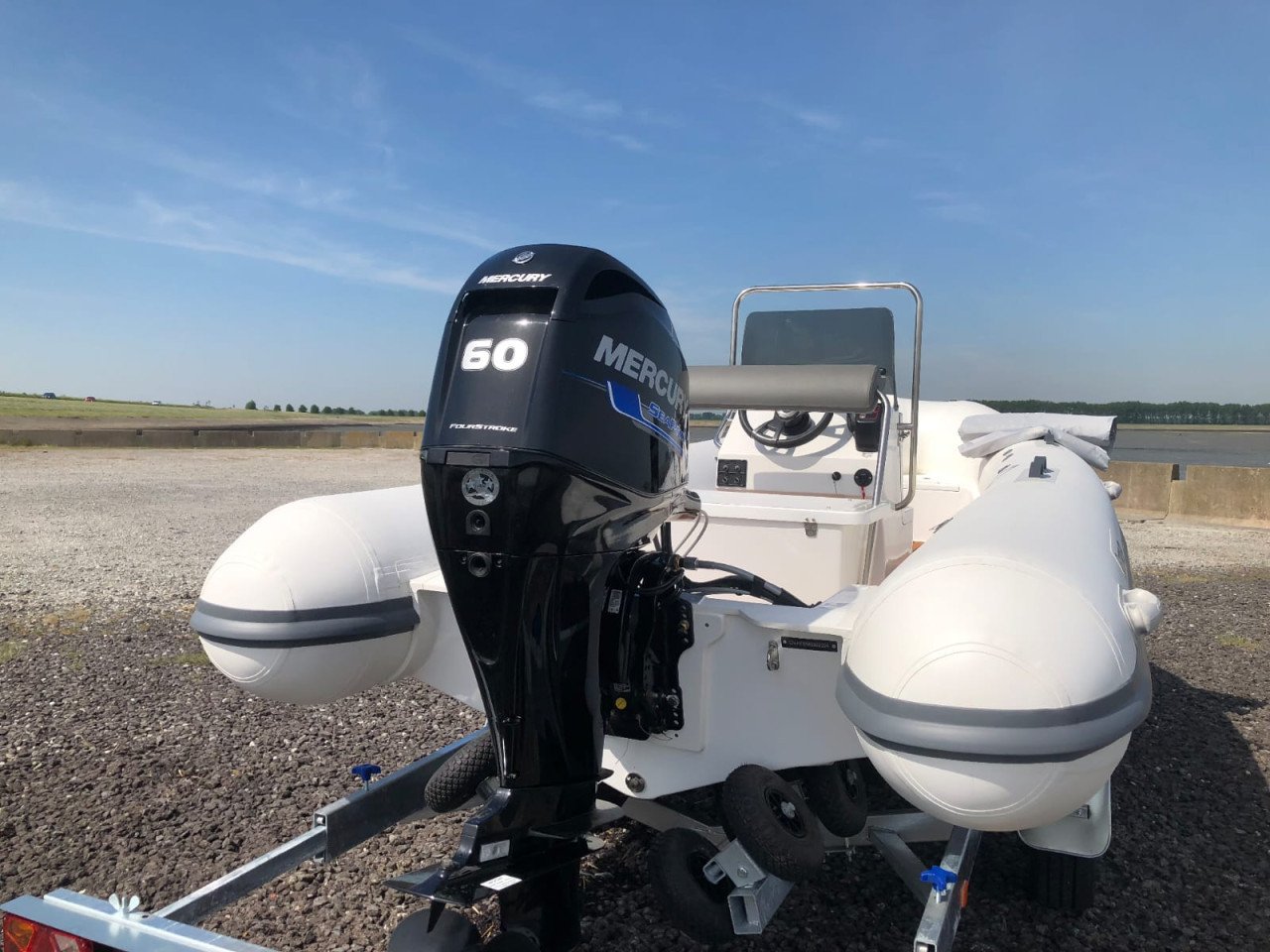 NIEUWE Coralsea (ZODIAC) de Luxe RIB met Mercury 60pk 4-takt motor