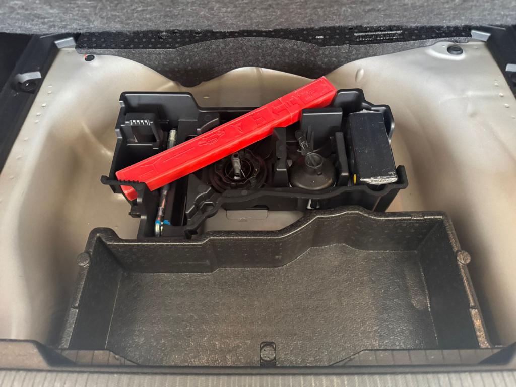 Peugeot 2008 1.2 puretech active