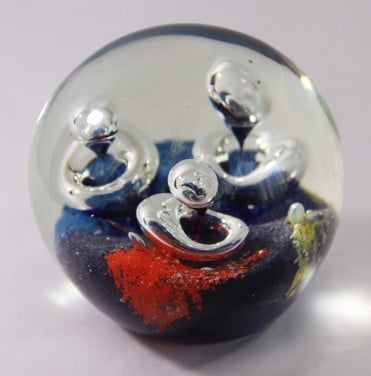 Press papier met  3 bellen en  kleuren