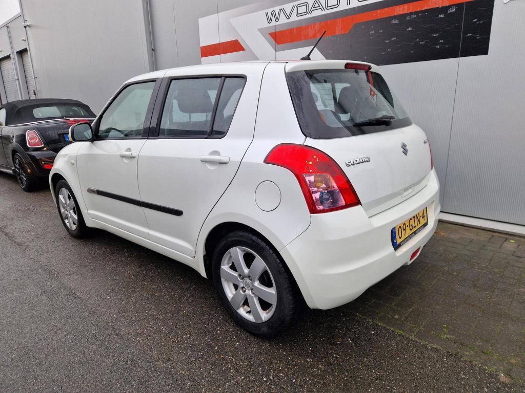 Suzuki Swift 1.3 shogun