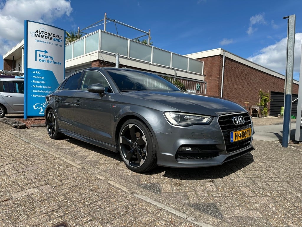 Audi A3 1.4 tfsi pro line plus 3x s-line pano trekhaak mmi plus acc + blis