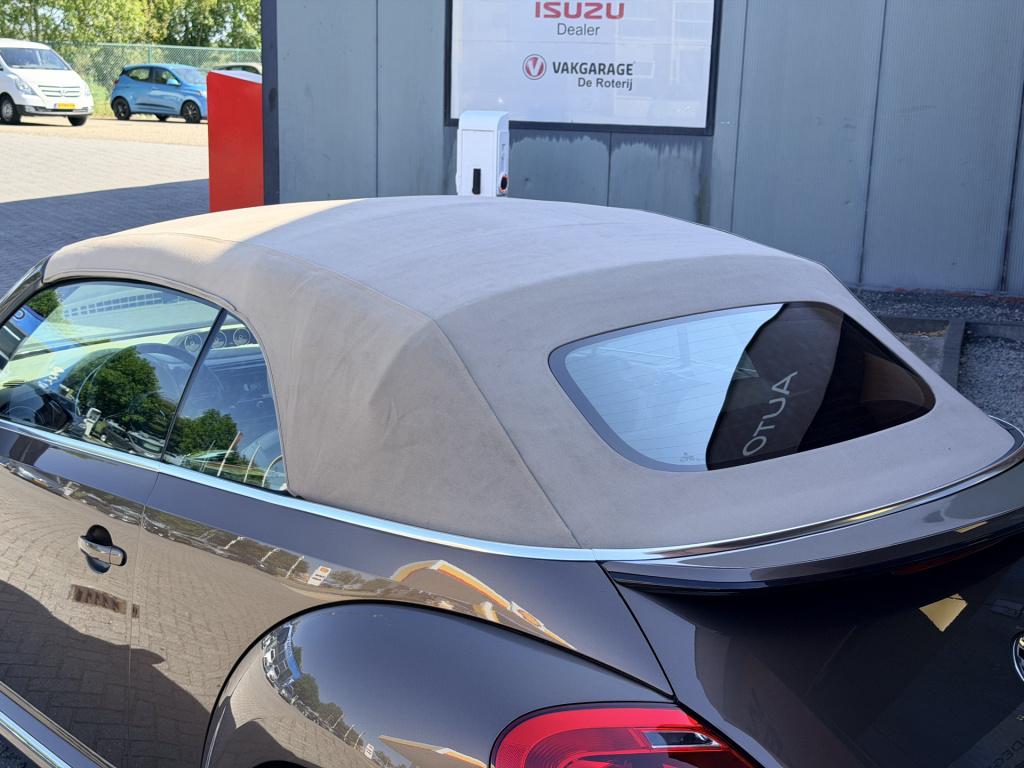 Volkswagen New Beetle cabriolet 1.4 tsi design 70's zeer uniek!