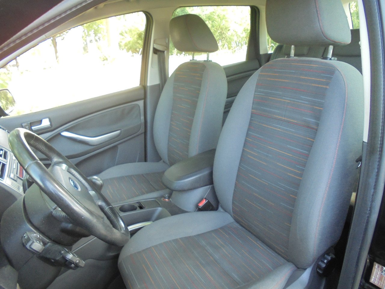 C Max in nette goede Conditie 1.6 - 16V Trend Apk. Maart 2026