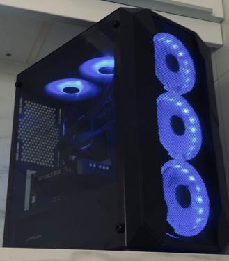 Game pc - RTX 4060 8GB - Kingston M.2  1000GB SSD - I5 - 16GB Watergekoeld
