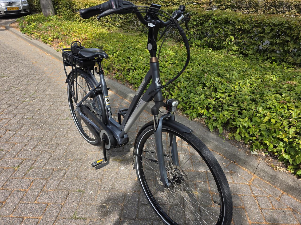 Schitterende Amslod elektrische fiets met Bafang M400 middenmotor