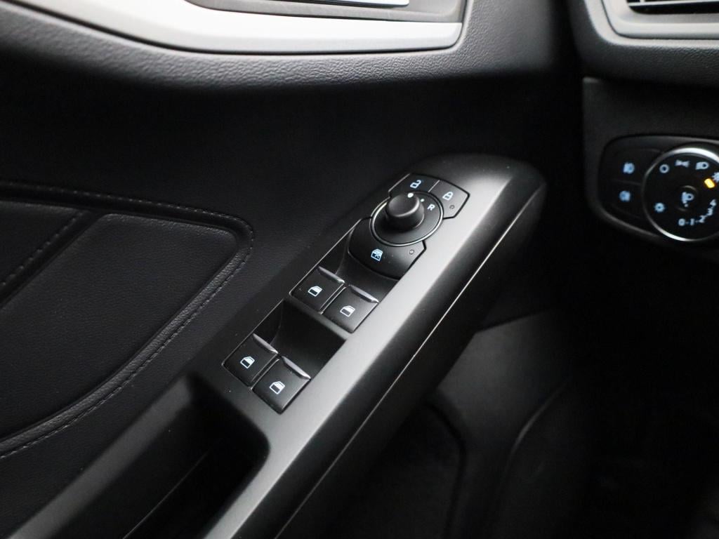 Ford Focus wagon 1.0 ecoboost hybrid trend edition business | lmv | camera 