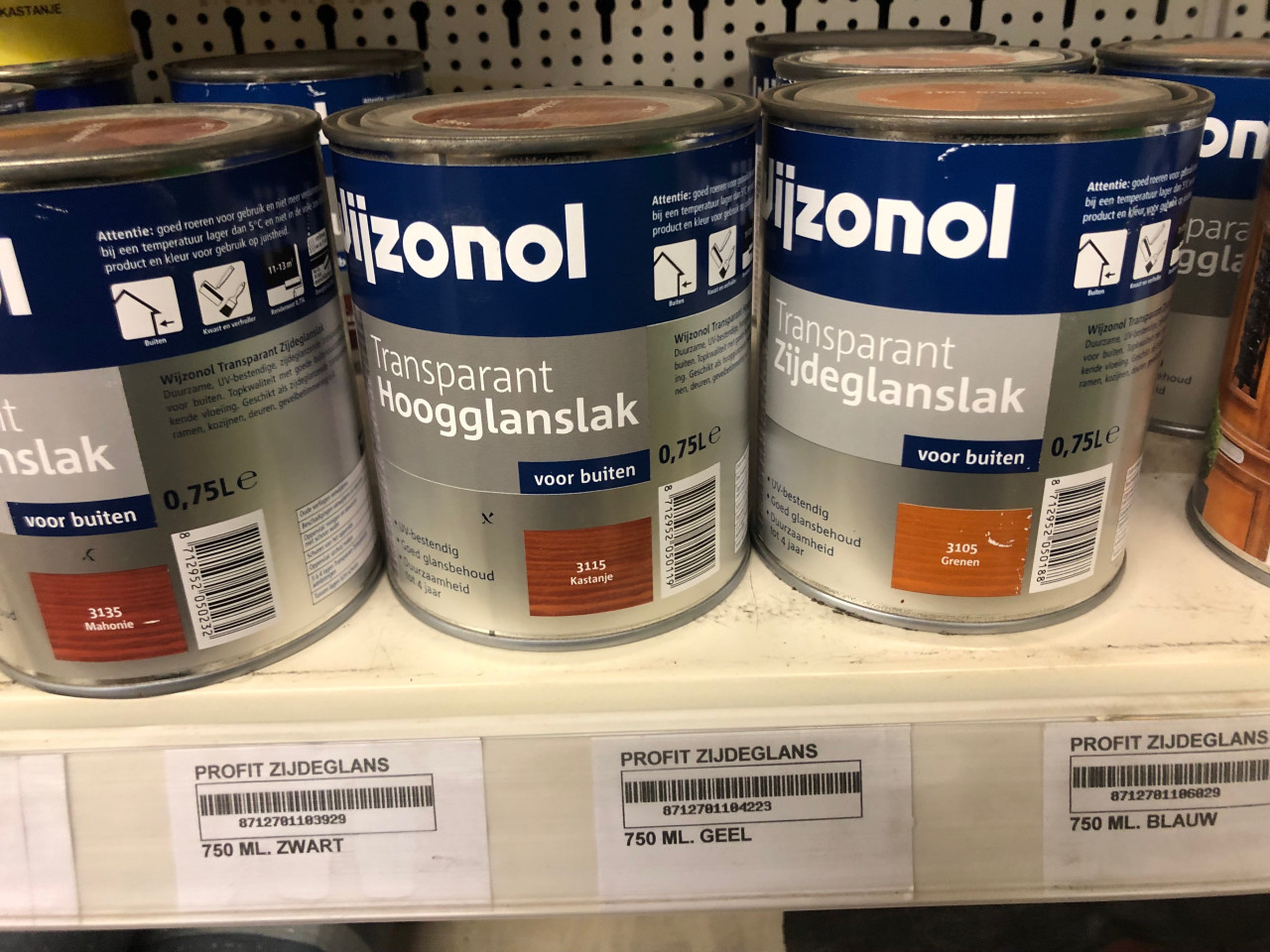Tenco verf 1 ltr blikken 5 euro ps, koffie gratis