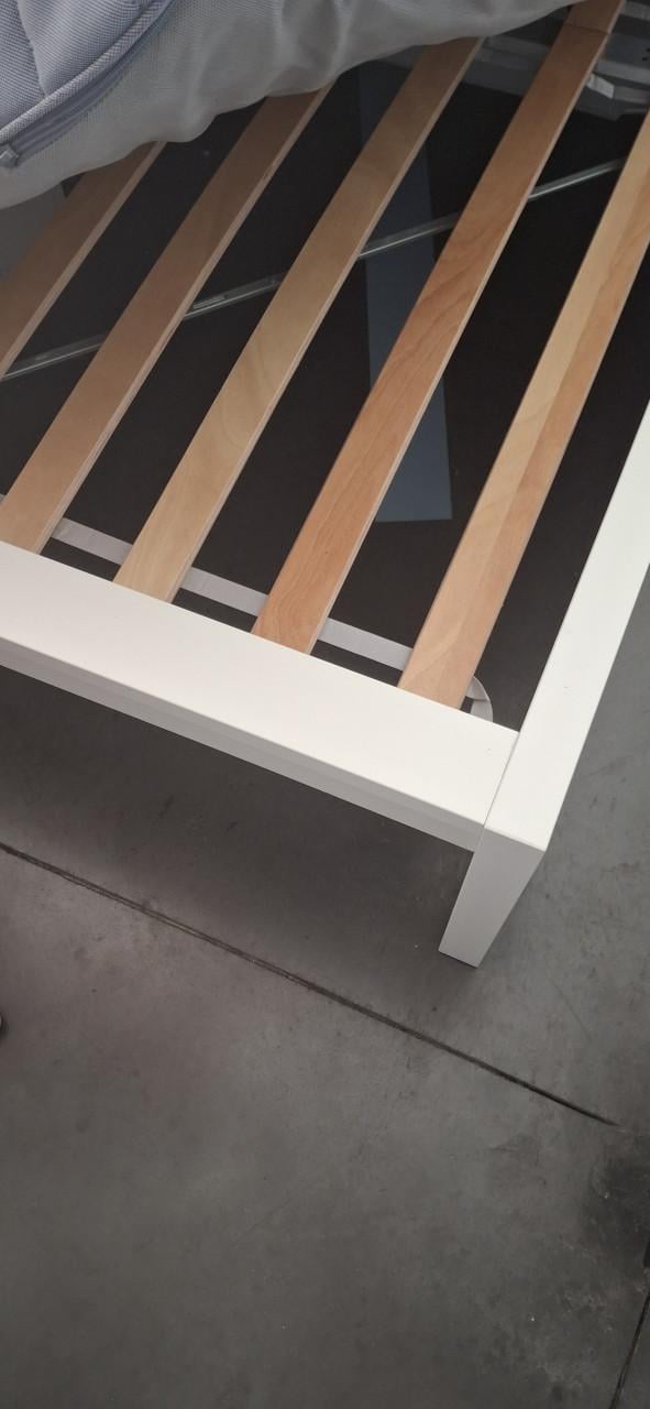 Bed 160x200 Ikea Malm