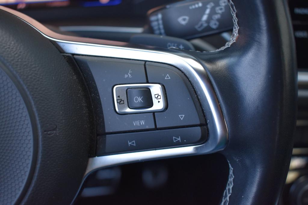 Volkswagen T-roc 1.5 tsi r-line | pano | trekhaak | camera | beats | nap | 