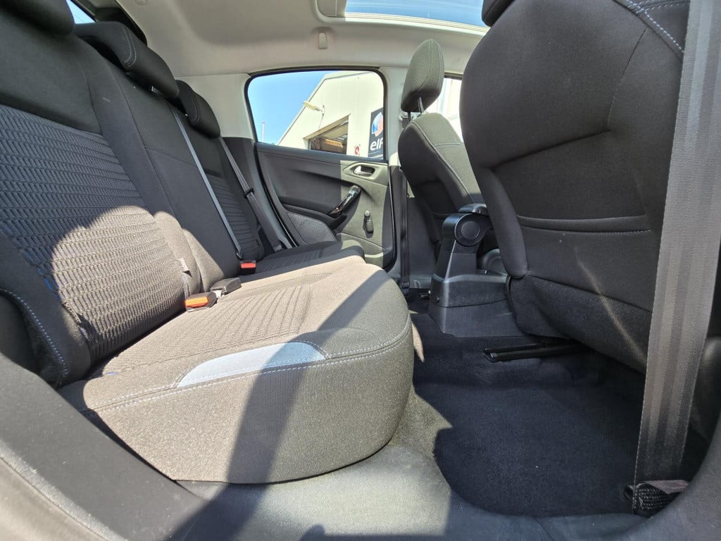 Peugeot 208 1.2 puretech allure