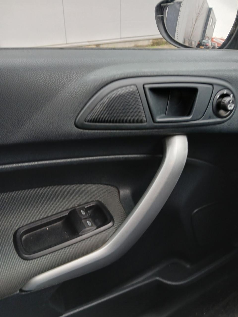 Ford Fiesta 1.3-5 drs-2013-km152000-Airco-stuurbekr-sound systnw.apk-4800,=