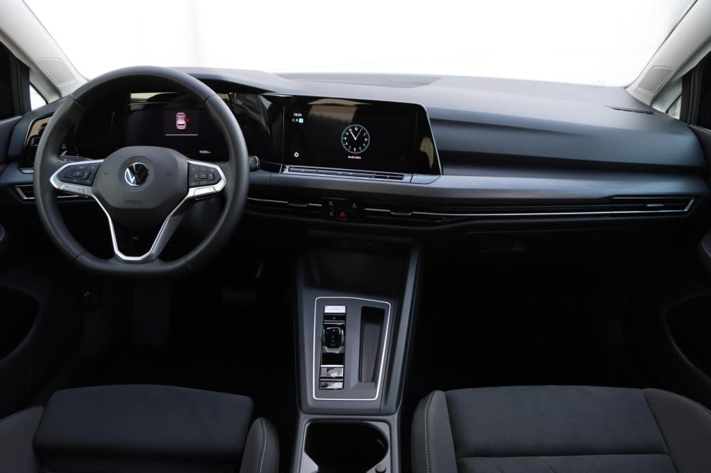 Volkswagen Golf 1.5 etsi style 150pk dsg7