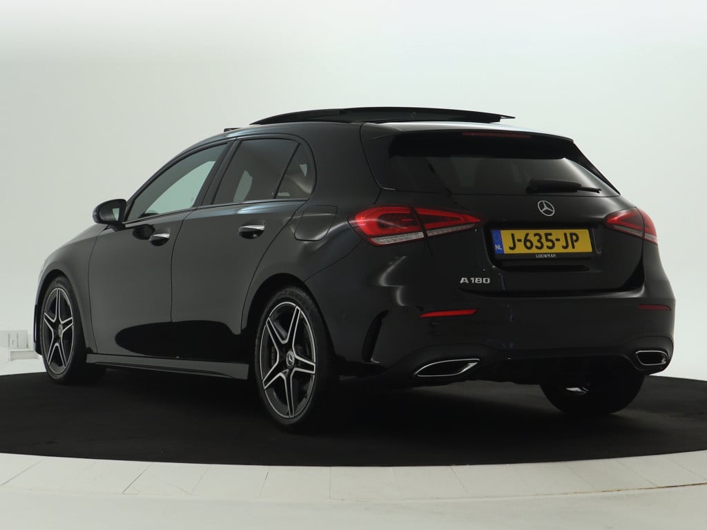 Mercedes-Benz A-Klasse 180 business solution amg | panoramadak | sfeerverli