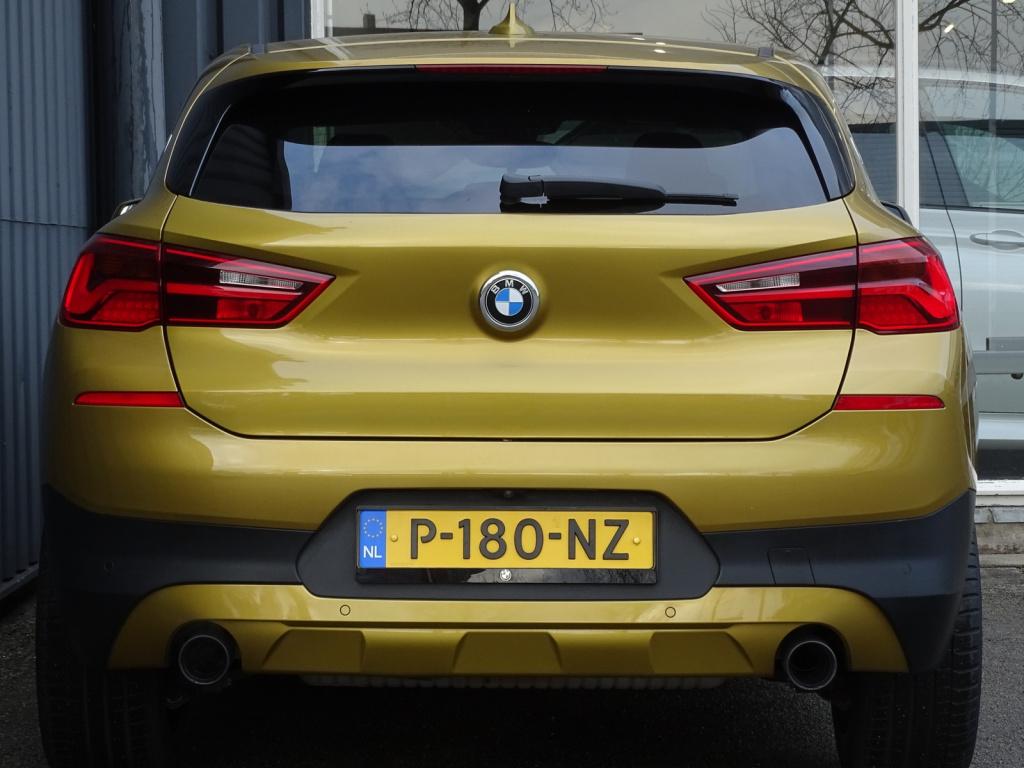 BMW X2 sdrive20i high executive | hud | camera | afn. trekhaak | 19"