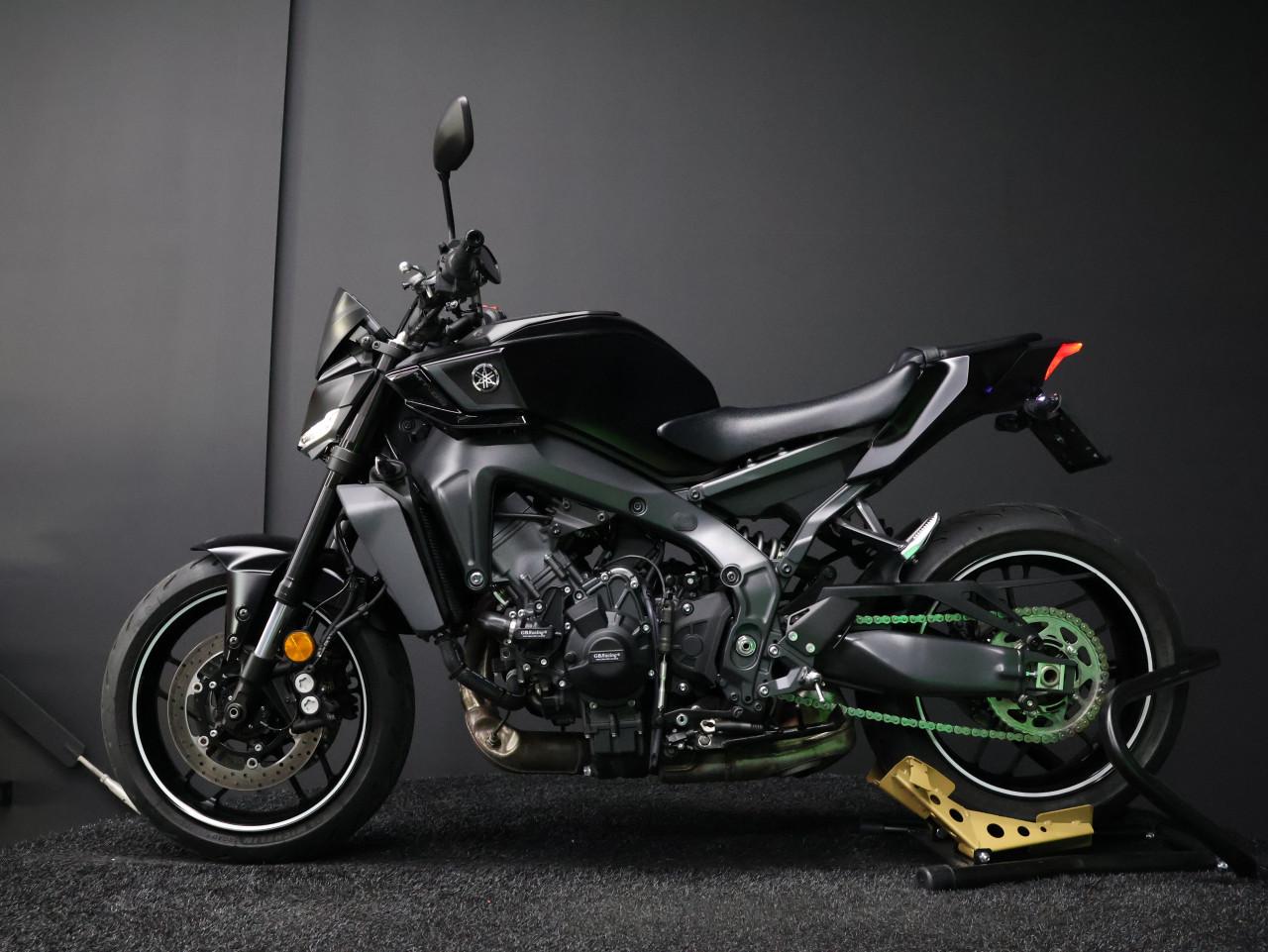 Yamaha MT-09 | TechBlack