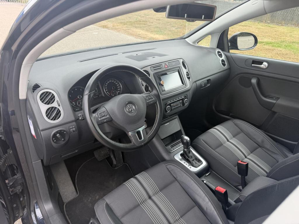 Volkswagen Golf Plus 1.2 tsi highline automaat stoelverwarming pdc