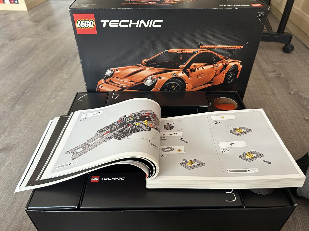 Lego Technic Supercar 42056 – Porsche 911 GT3 RS