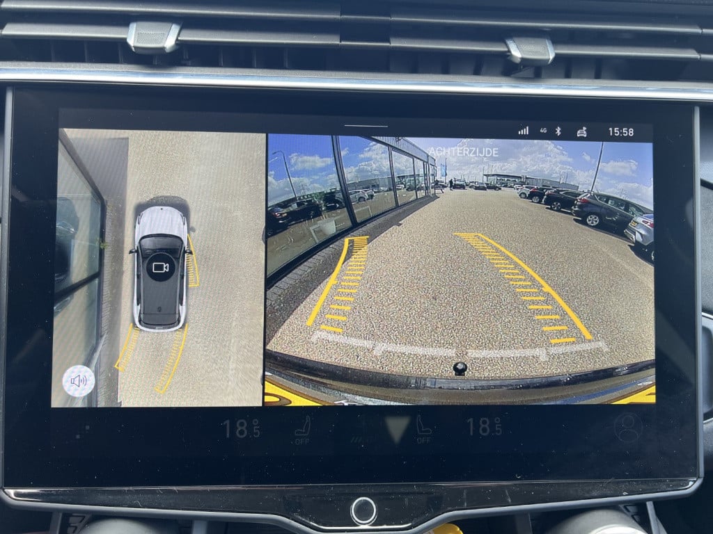 Lynk & Co 01 1.5 261pk phev plug in hybrid ,trekhaak , pano dak,car play