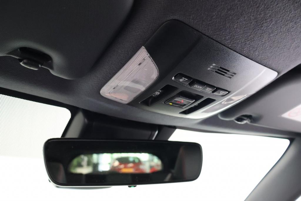 Toyota Corolla Touring Sports 2.0 hybrid executive