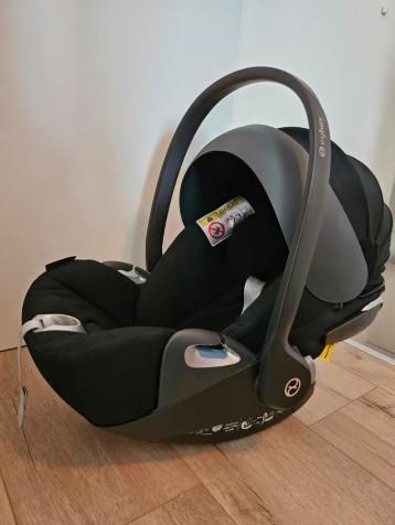 Cybex Cloud Z i Size draaibaar Kleur: Zwart