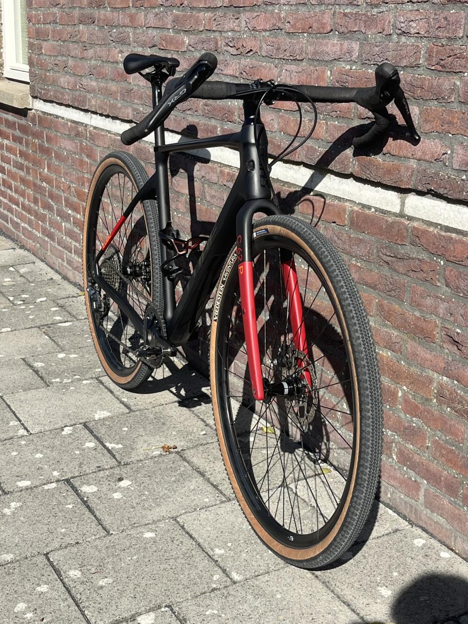 Cube Nuroad C62 pro maat M