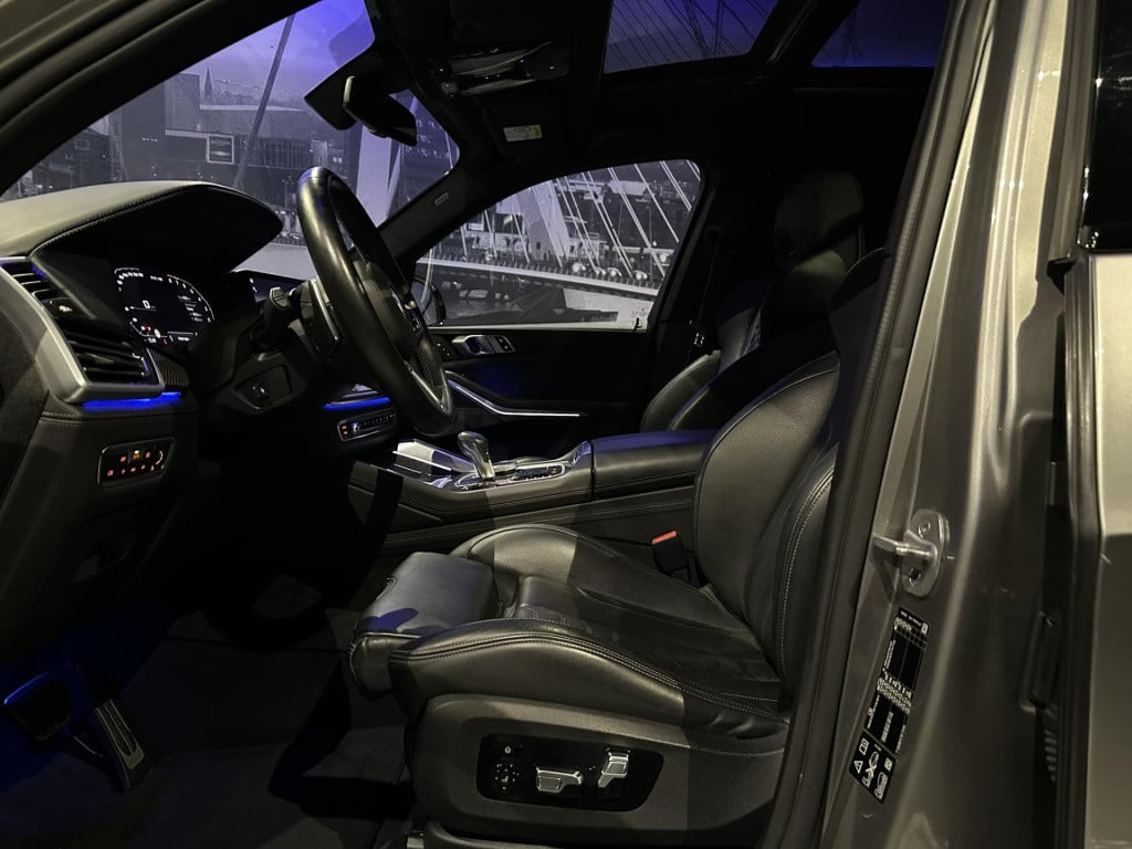 BMW X5 m competition *vossenwheels*carbon*pano*nl auto*