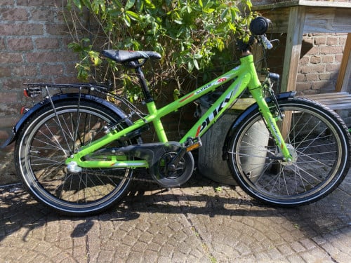Jongens fiets