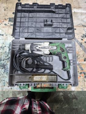 Hitachi boorhamer DC 24PB3